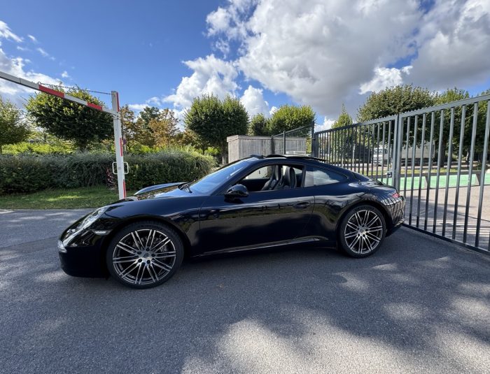 Rare Porsche 991 Carrera 2, 3.4L Black edition